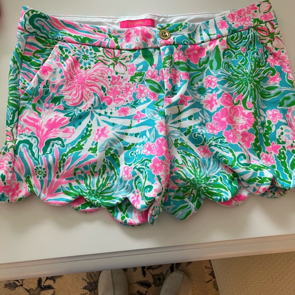 Lilly Pulitzer Women's Floral Print Shorts - Pink and Green